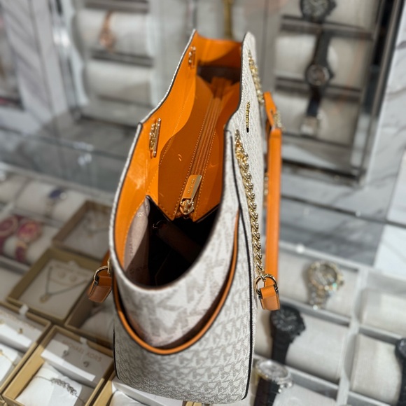 MICHAEL KORS Jet Set Large Color-Block Signature Logo Tote Bag - Picture 6 of 10